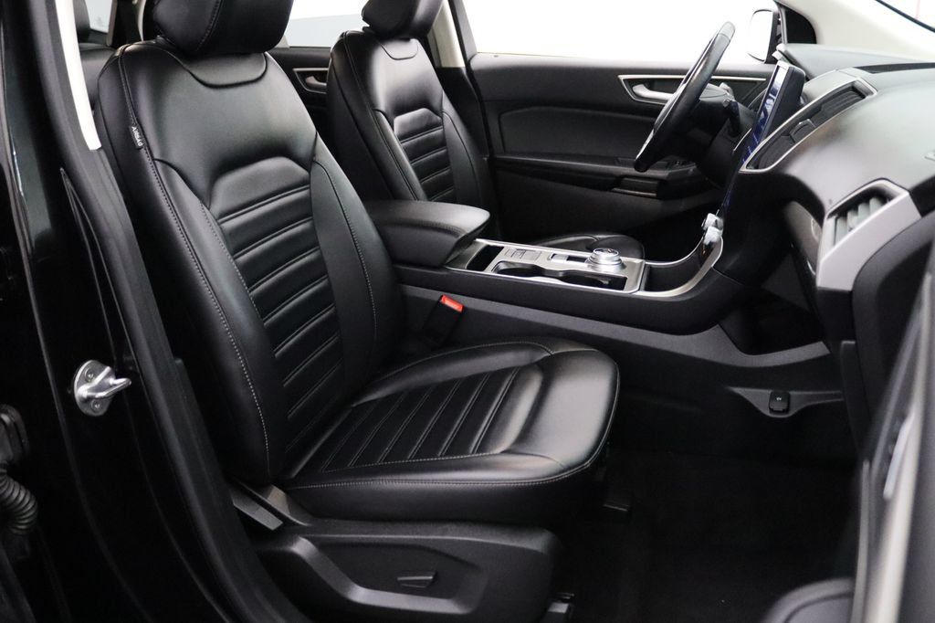 Used 2023 Ford Edge SEL AWD/4WD image 13