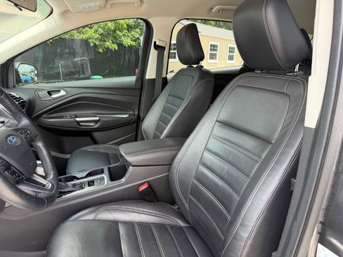 Used 2018 Ford Escape SEL FWD image 10