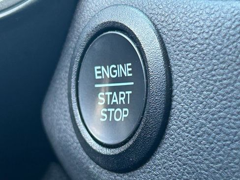 Used 2023 Ford Escape Active image 18