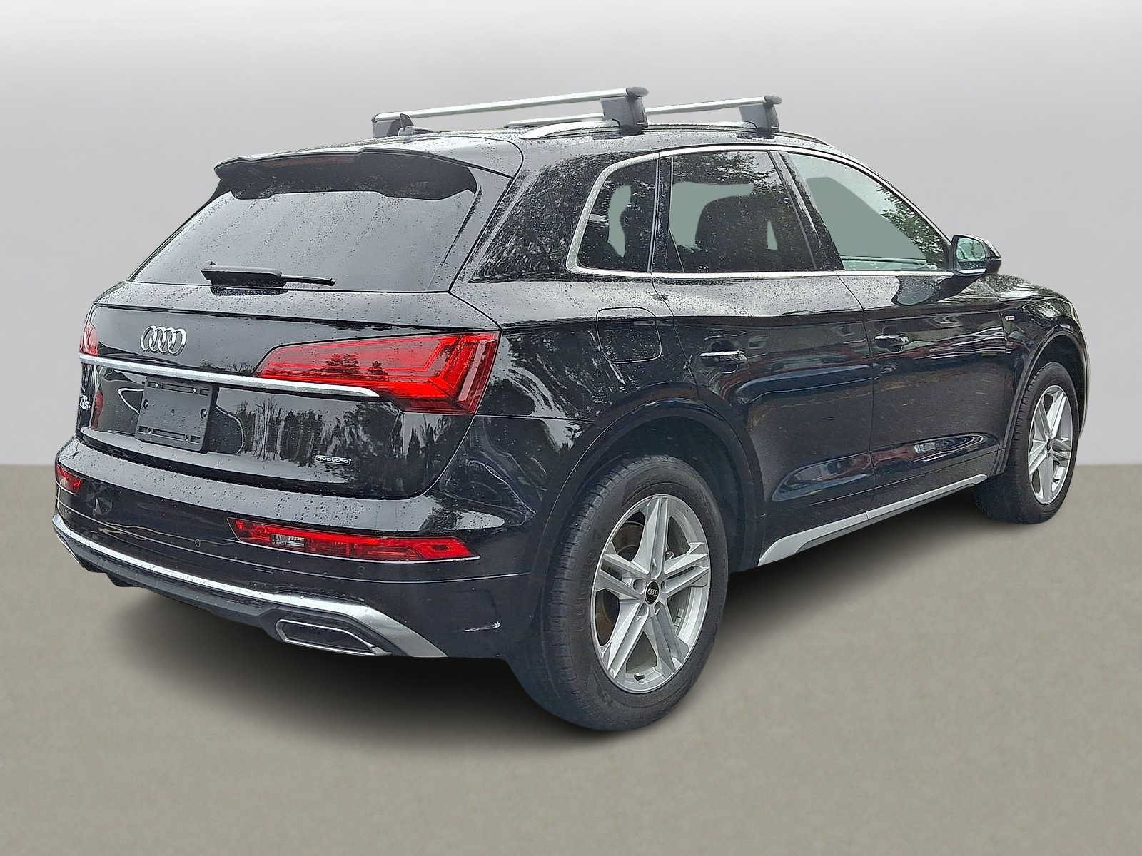 Used 2024 Audi Q5 e Premium w/ Convenience Package AWD/4WD image 31