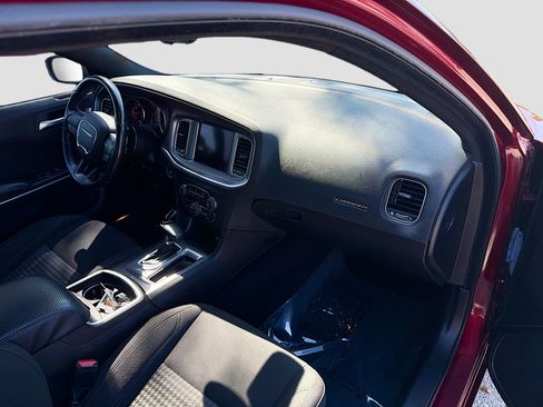 Used 2022 Dodge Charger SXT w/ Driver Convenience Group AWD/4WD image 13