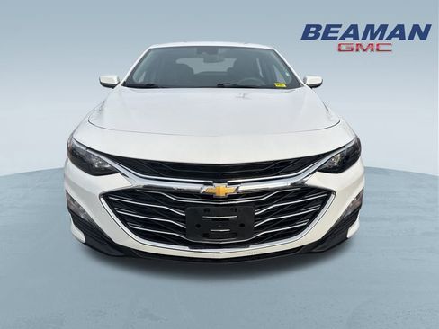 Used 2023 Chevrolet Malibu LT image 2