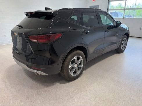 New 2026 Chevrolet Blazer LT w/ Convenience Package FWD image 6