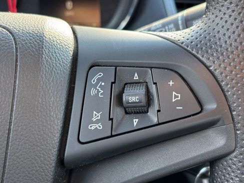 Used 2018 Chevrolet Trax LS image 18