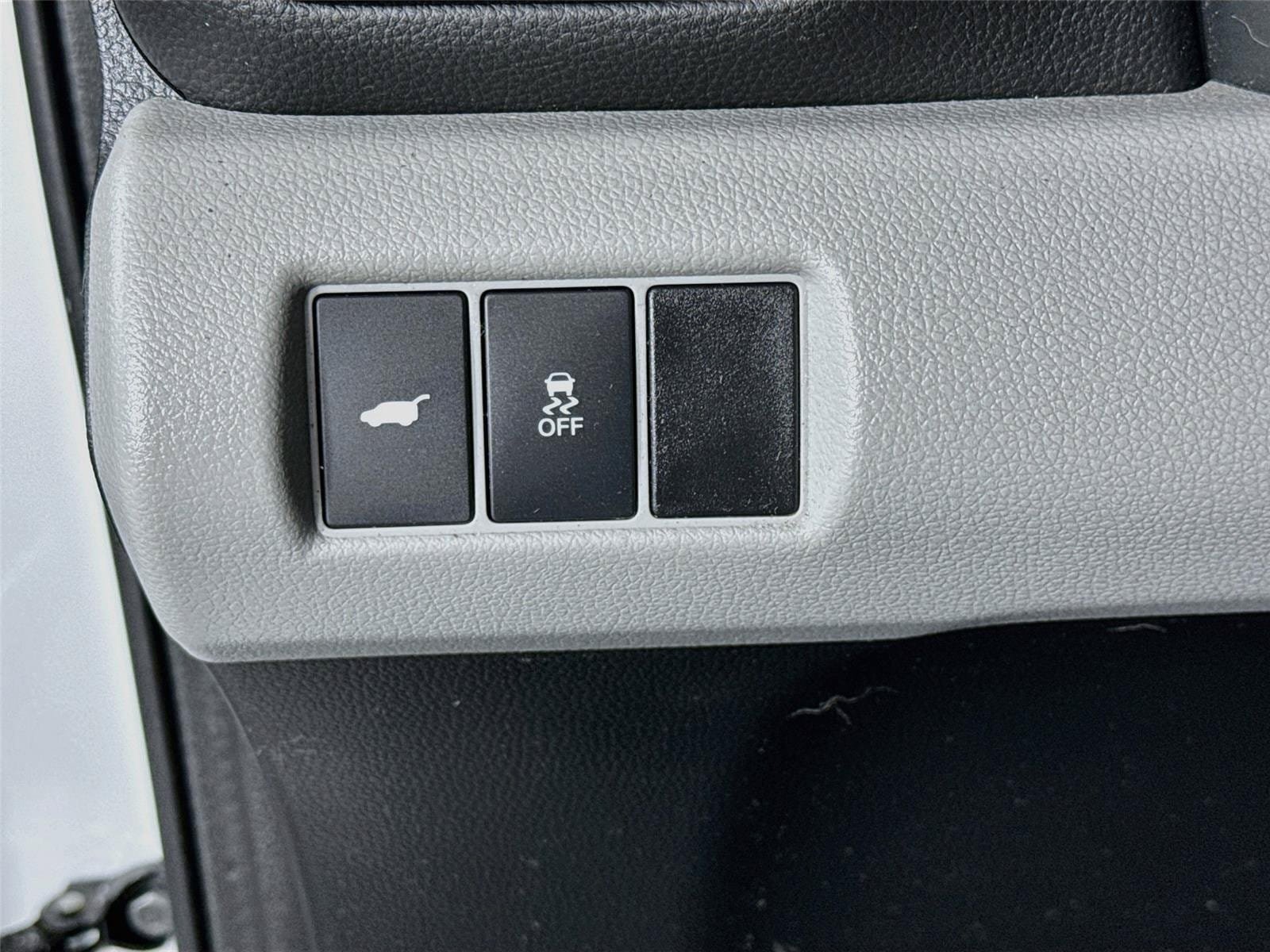 Used 2023 Honda Pilot Touring image 11