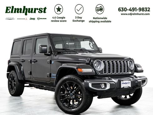 Used 2025 Jeep Wrangler Unlimited Sahara w/ Safety Group AWD/4WD image 1
