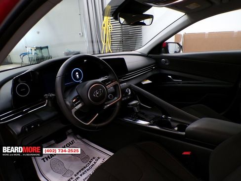 Used 2023 Hyundai Elantra SEL w/ Convenience Package image 17