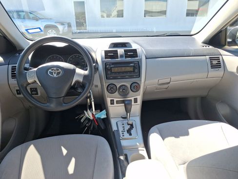 Used 2012 Toyota Corolla LE image 24