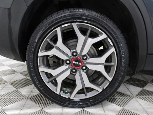 Used 2023 Kia Seltos SX image 31