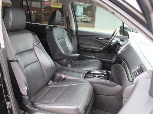 Used 2018 Honda Pilot Elite image 13