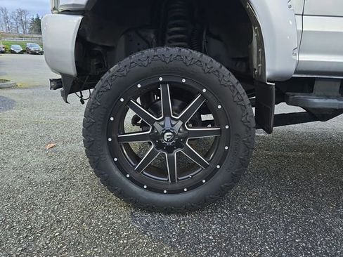 Used 2019 Ford F250 Lariat image 38