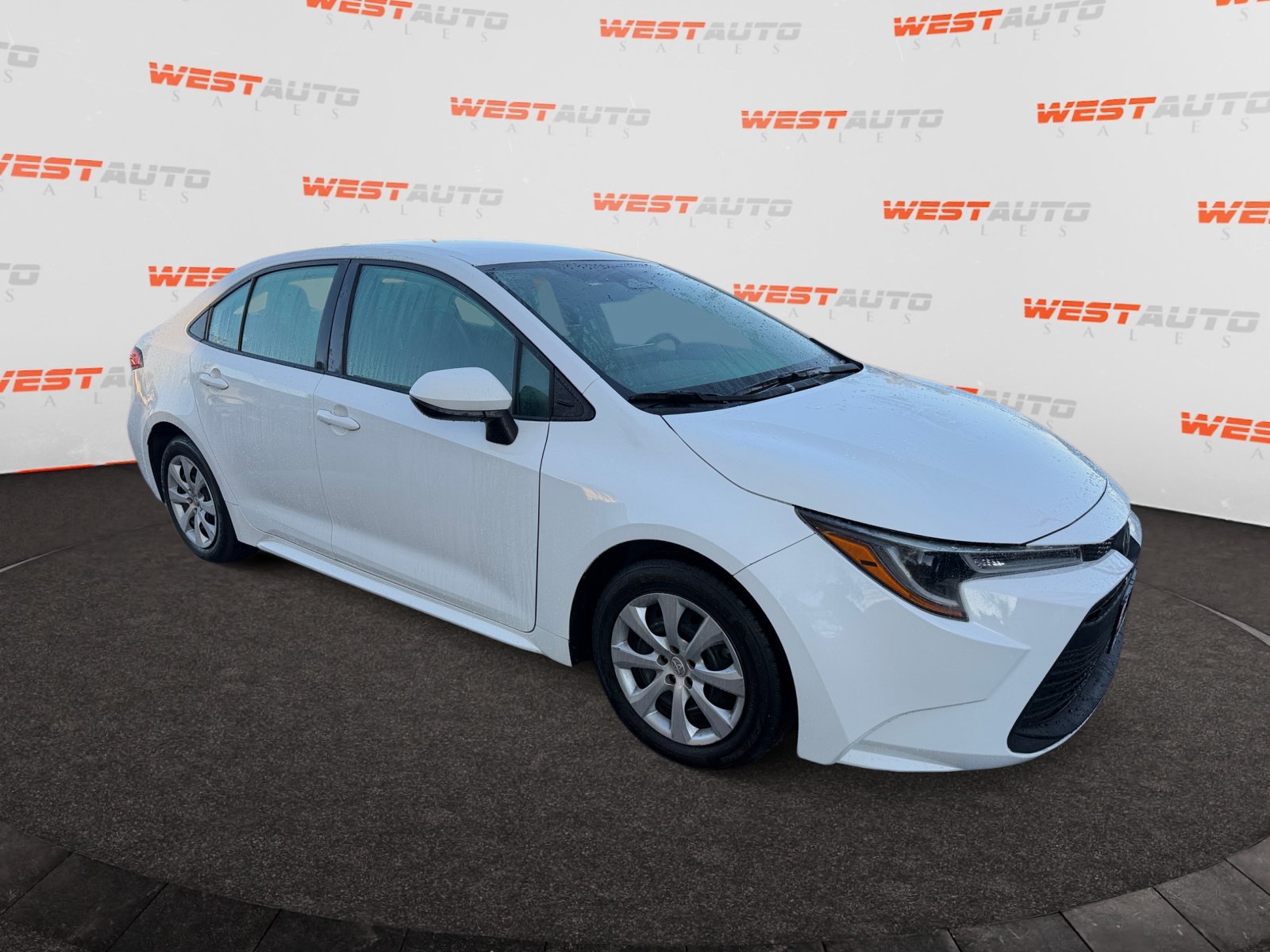 Used 2023 Toyota Corolla LE FWD image 7