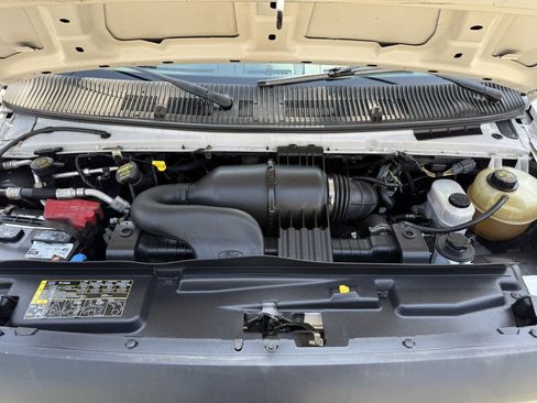Used 2012 Ford E-150 and Econoline 150 w/ PWR Group RWD image 5