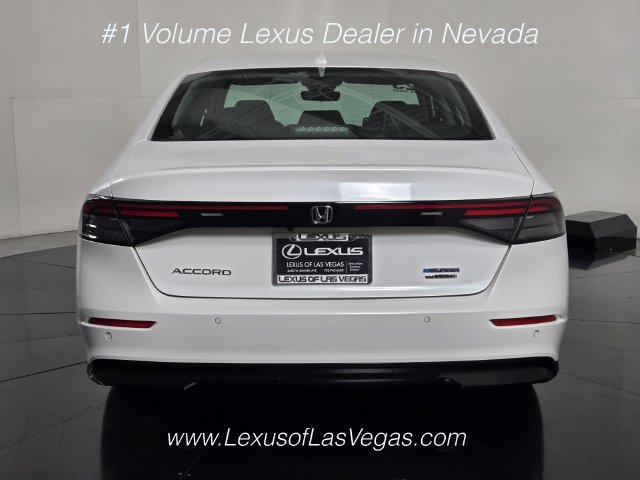 Used 2023 Honda Accord Touring image 5