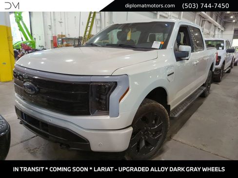 Used 2023 Ford F150 Lightning Lariat AWD/4WD image 1