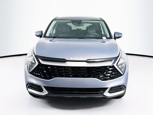 Used 2023 Kia Sportage EX image 2
