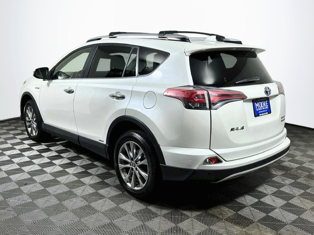 Used 2016 Toyota RAV4 Limited AWD/4WD image 5