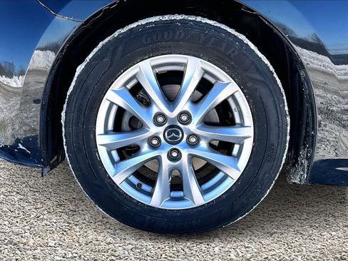 Used 2015 MAZDA MAZDA3 i Grand Touring image 9