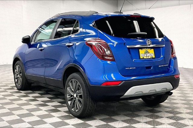 Used 2018 Buick Encore Preferred FWD image 2
