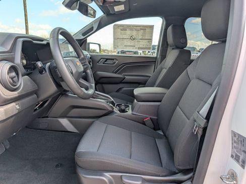 New 2026 Chevrolet Colorado W/T image 16