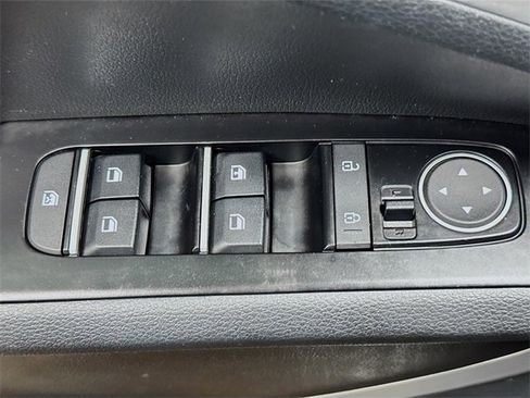 Used 2024 Kia Soul LX w/ Option Group 015 image 11