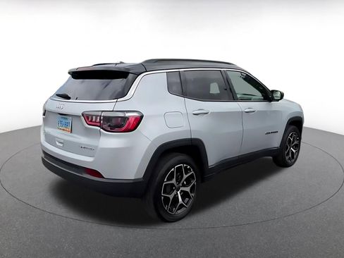 Used 2025 Jeep Compass Limited AWD/4WD image 14