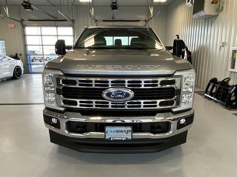 Used 2024 Ford F250 XLT w/ FX4 Off-Road Package image 7