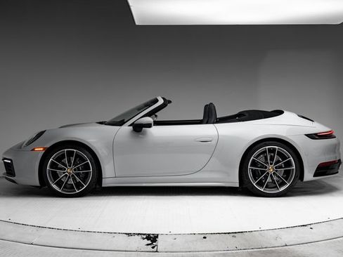 Certified 2024 Porsche 911 Carrera RWD image 2