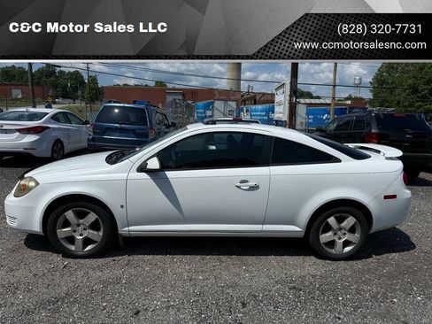 Used 2008 Chevrolet Cobalt LT w/ Revolution Edition Package FWD image 1