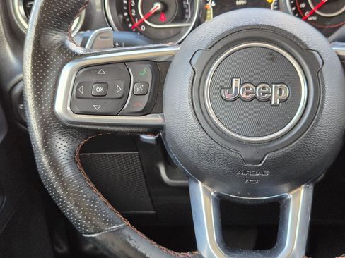 Used 2022 Jeep Wrangler Unlimited Rubicon AWD/4WD image 22