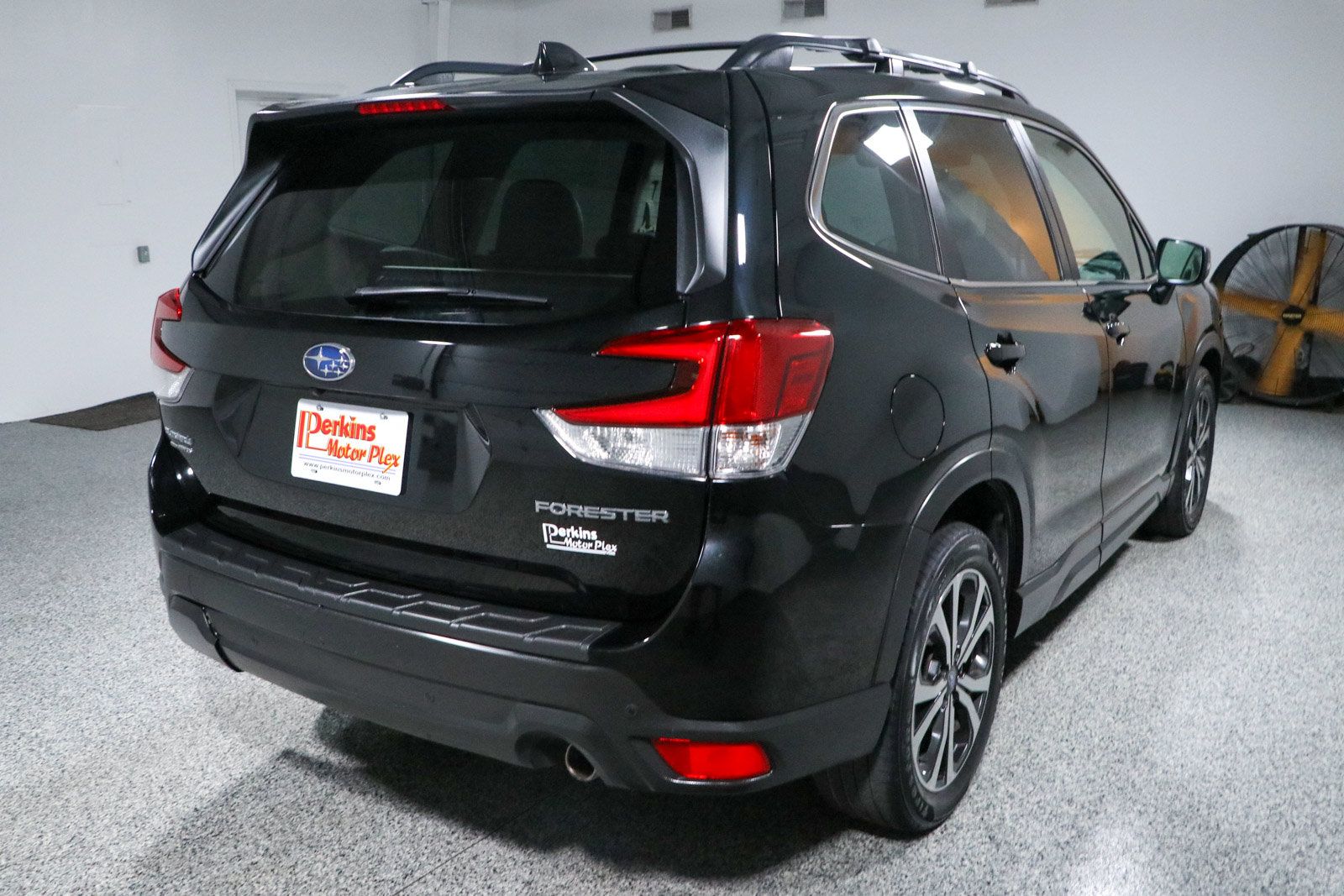 Used 2020 Subaru Forester Limited w/ Popular Package #3 AWD/4WD image 7