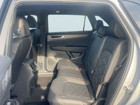 New 2026 Volkswagen Atlas Cross Sport SE AWD/4WD image 13
