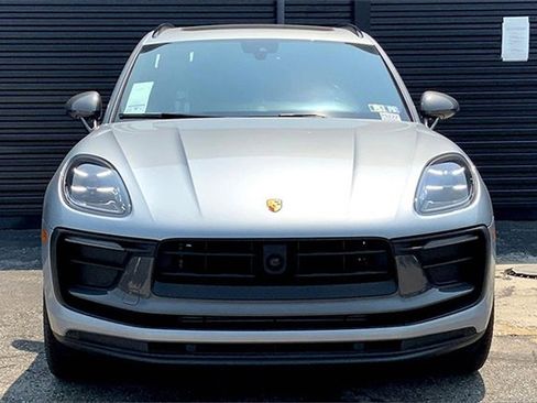 New 2025 Porsche Macan Turbo image 13