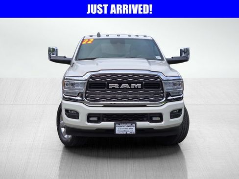 Used 2022 RAM 2500 Limited AWD/4WD image 2