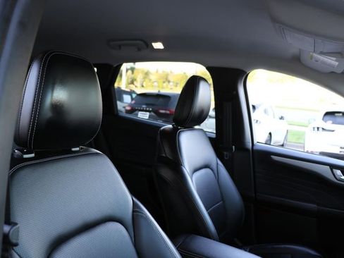 Used 2023 Ford Escape Platinum AWD/4WD image 8