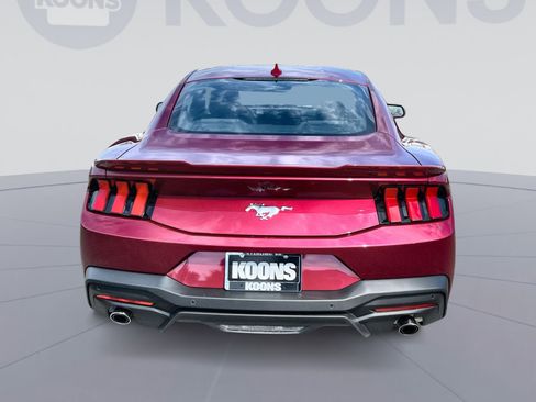 Used 2026 Ford Mustang Coupe RWD image 10