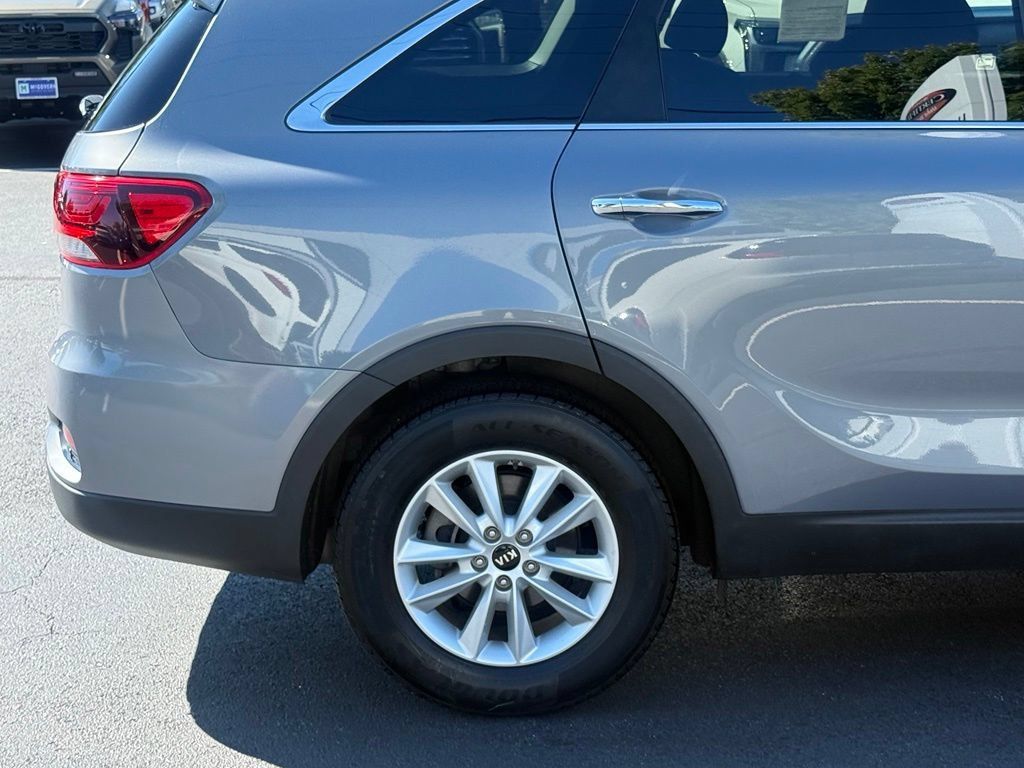 Used 2020 Kia Sorento LX w/ LX I4 Convenience Package FWD image 8