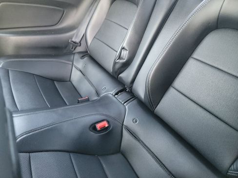 Used 2020 Ford Mustang Premium RWD image 15