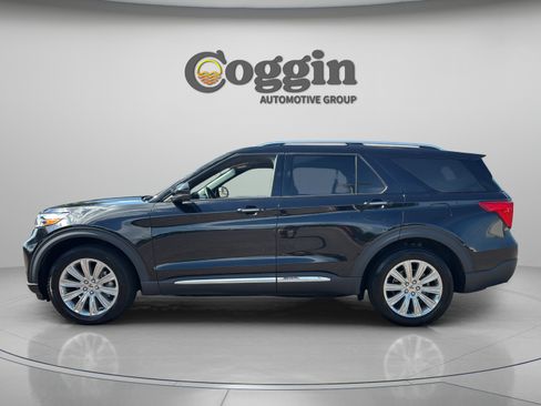 Used 2020 Ford Explorer Limited w/ Class III Trailer Tow Package AWD/4WD image 2