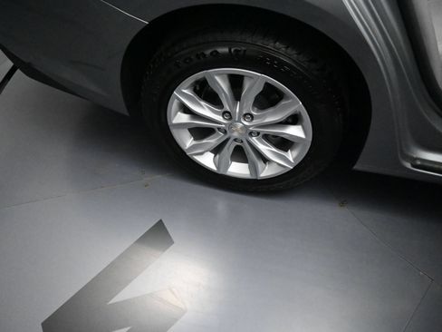 Used 2024 Chevrolet Malibu LT FWD image 21