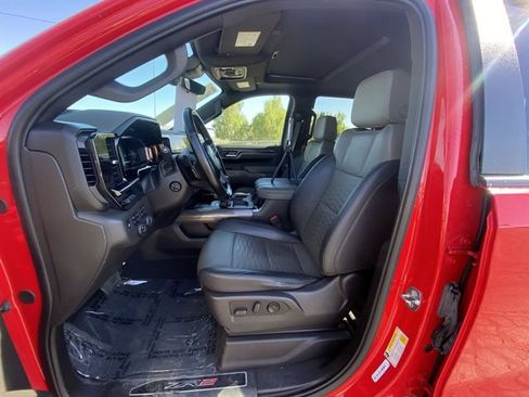 Used 2024 Chevrolet Silverado 1500 ZR2 w/ Technology Package AWD/4WD image 11