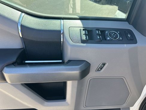 Used 2017 Ford F250 XLT w/ XLT Value Package AWD/4WD image 11
