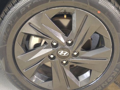 Used 2022 Hyundai Elantra SEL w/ Cargo Package FWD image 31