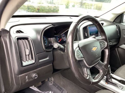 Certified 2021 Chevrolet Colorado LT image 9