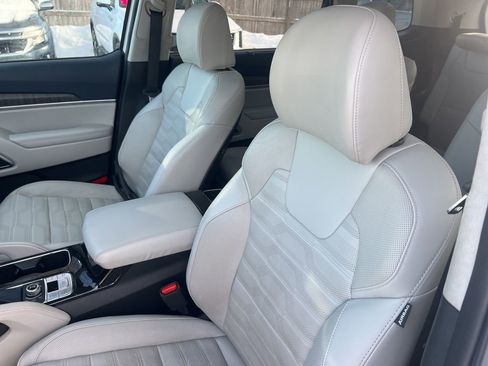 Used 2023 Kia Telluride SX Prestige image 5