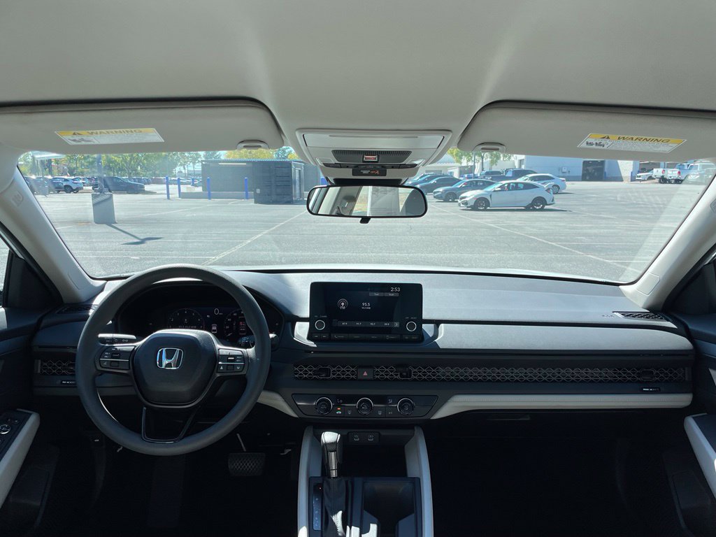 Certified 2025 Honda Accord LX image 10