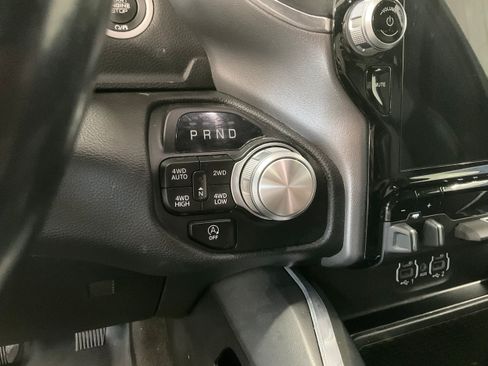 Used 2023 RAM 1500 Laramie AWD/4WD image 18