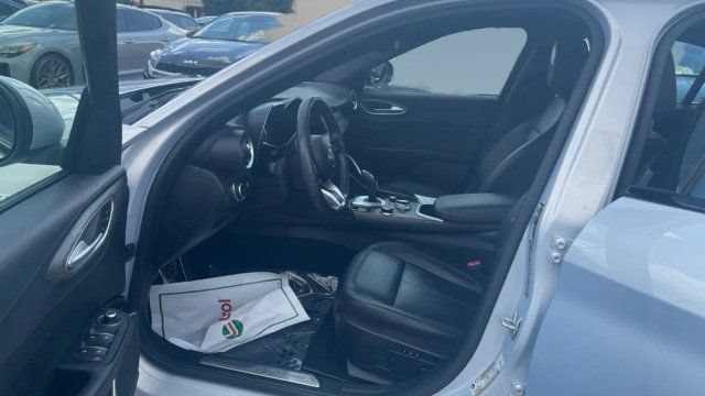 Used 2023 Alfa Romeo Giulia Ti w/ Active Assist Plus Package RWD image 11