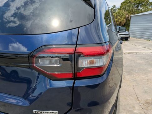 Used 2025 Honda Pilot Touring image 11