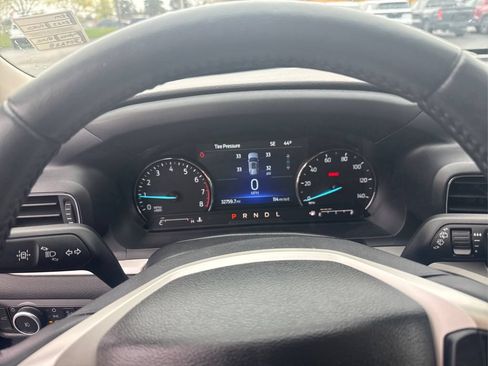 Used 2023 Ford Explorer XLT w/ Equipment Group 202A AWD/4WD image 13